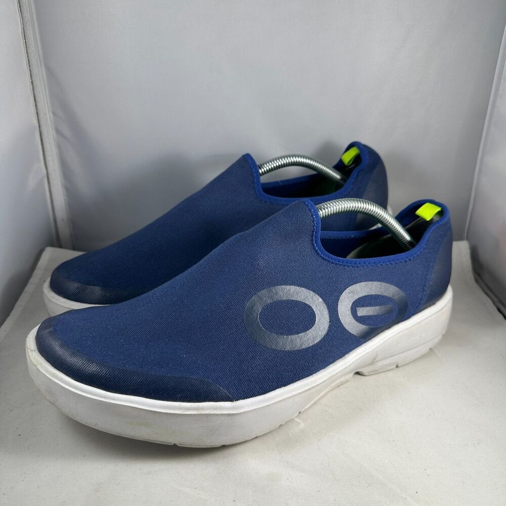 OOFOS OOMG EEzee Low Recovery Men's Size M12 Shoes White Navy Slip On Casual